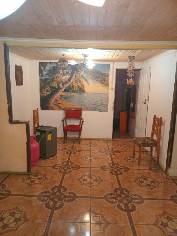 Casa con excelente ubicación y potencial comercial. - Imagen 4