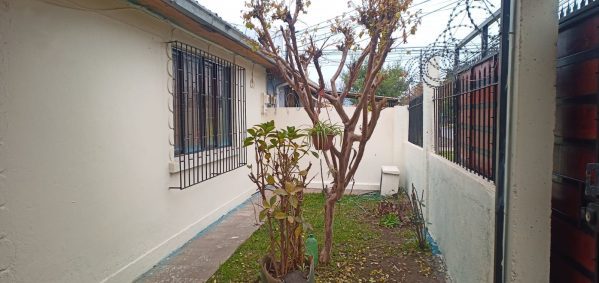 Casa con excelente ubicación y potencial comercial. - Imagen 3