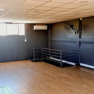 Edificio Comercial en San Fernando, planta libre para oficinas.